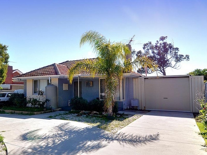 67 Curlington Crescent, Balga WA 6061