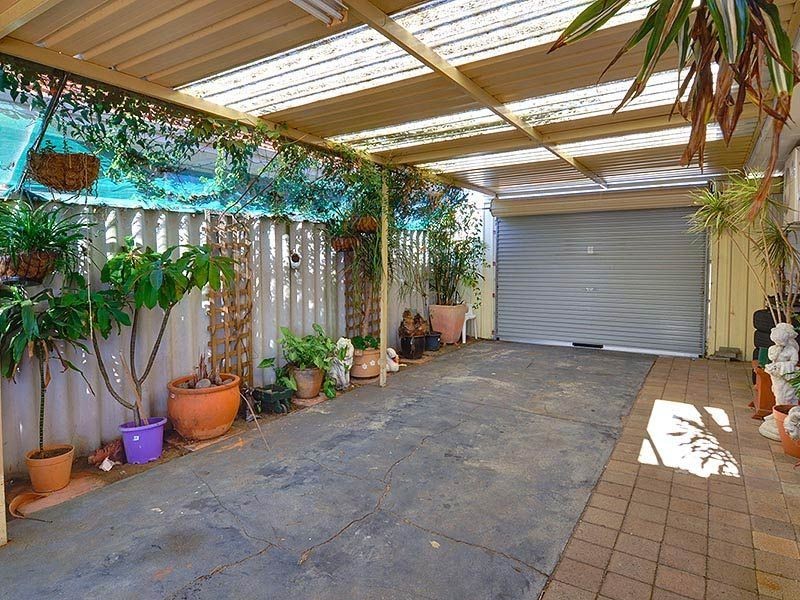 67 Curlington Crescent, Balga WA 6061