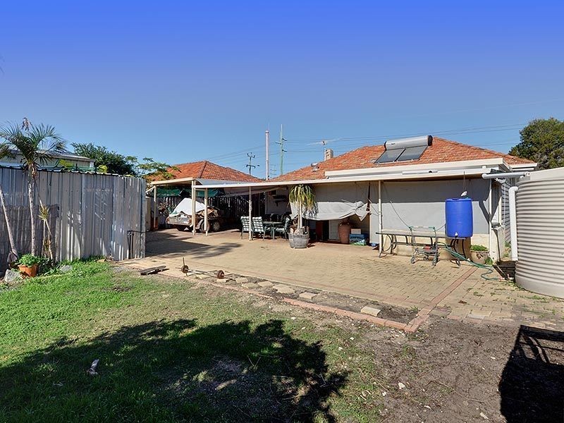 67 Curlington Crescent, Balga WA 6061