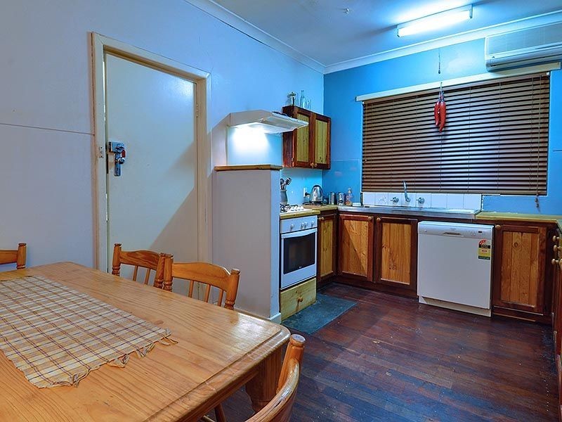 67 Curlington Crescent, Balga WA 6061