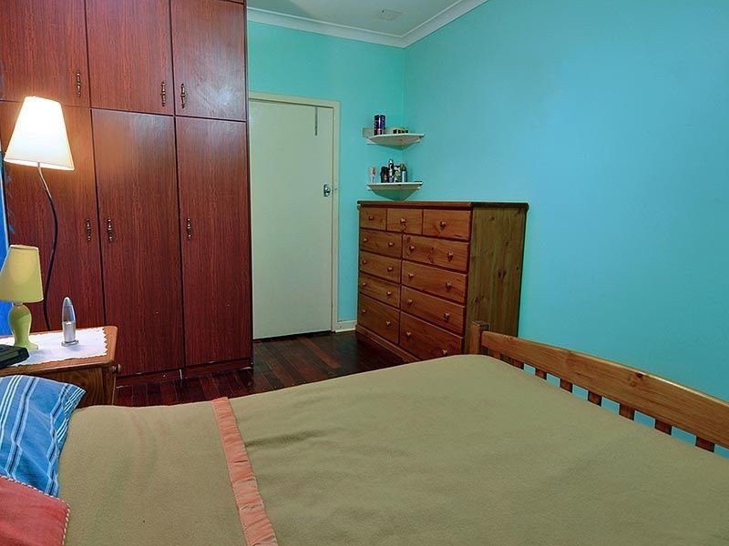 67 Curlington Crescent, Balga WA 6061