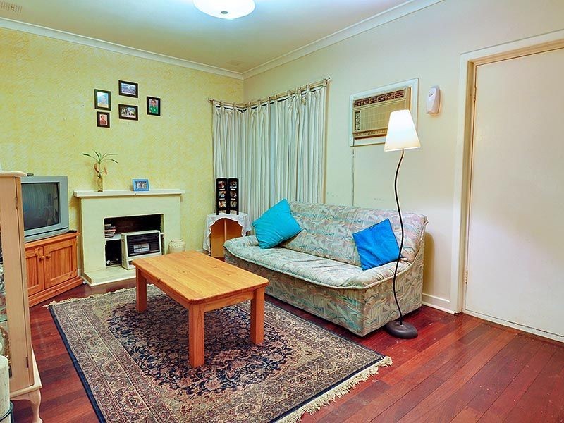 67 Curlington Crescent, Balga WA 6061