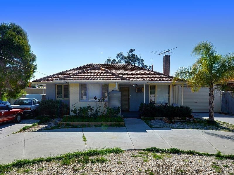 67 Curlington Crescent, Balga WA 6061