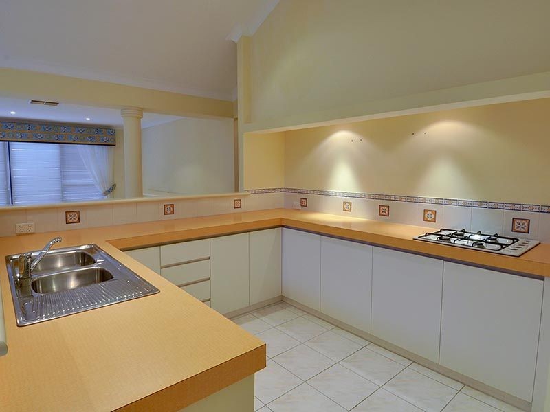 42 Portofino Turn, Ellenbrook WA 6069
