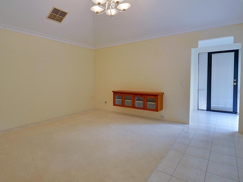 42 Portofino Turn, Ellenbrook WA 6069
