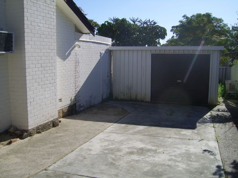 15 Finchley Crescent, Balga WA 6061