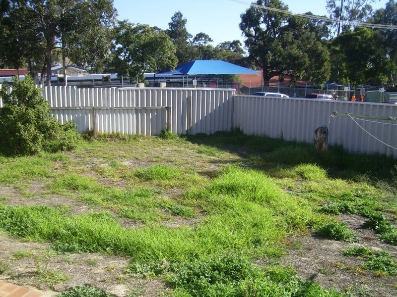 15 Finchley Crescent, Balga WA 6061