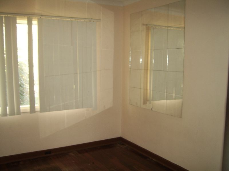 15 Finchley Crescent, Balga WA 6061