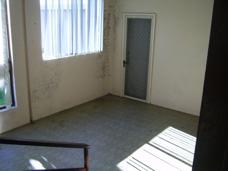 15 Finchley Crescent, Balga WA 6061