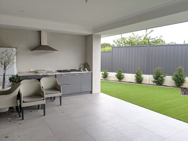 12B Martelli Place, Stirling WA 6021