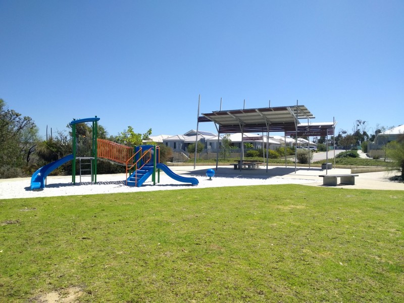 12 Mainsheet Way, Alkimos WA 6038