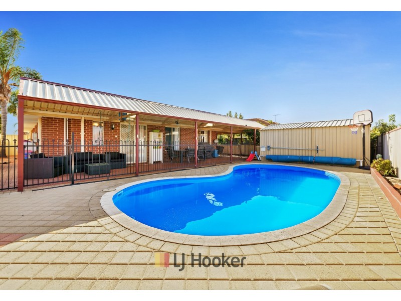 17 Saltwood Crt, Ballajura WA 6066