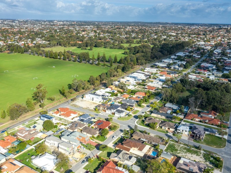 27A Browning St, Yokine WA 6060