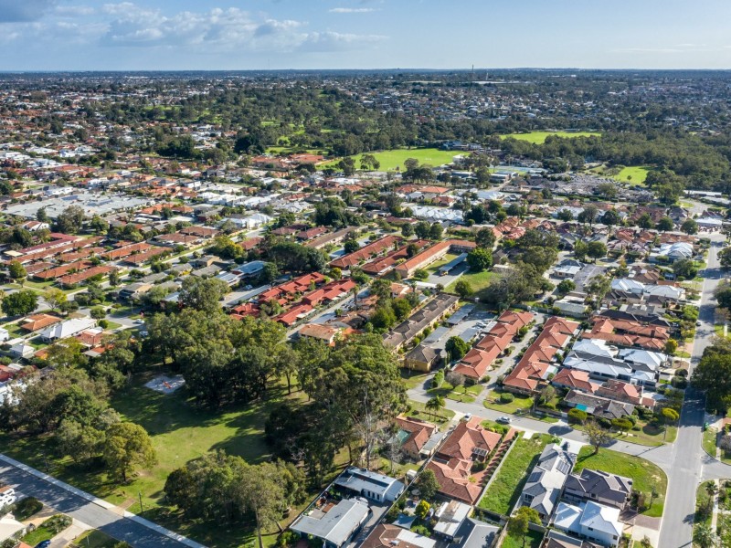 27A Browning St, Yokine WA 6060