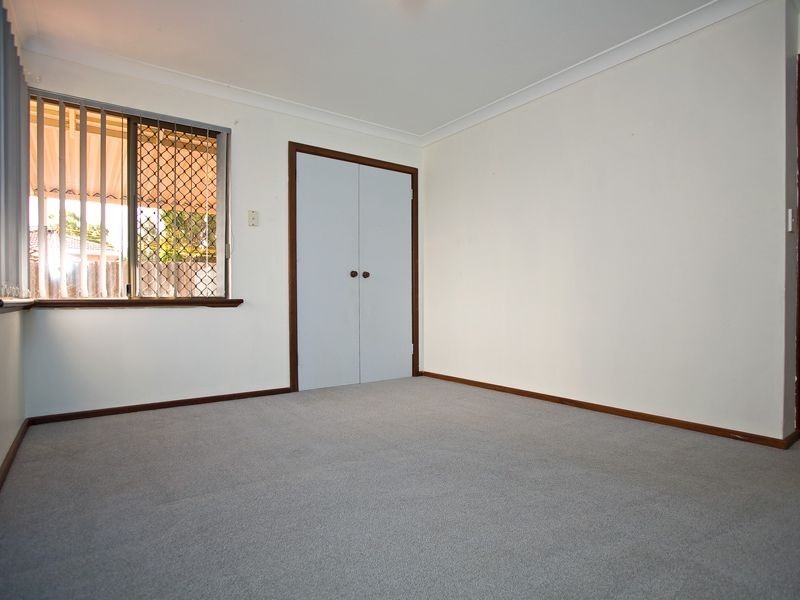 11 Tay Place, Hamersley WA 6022