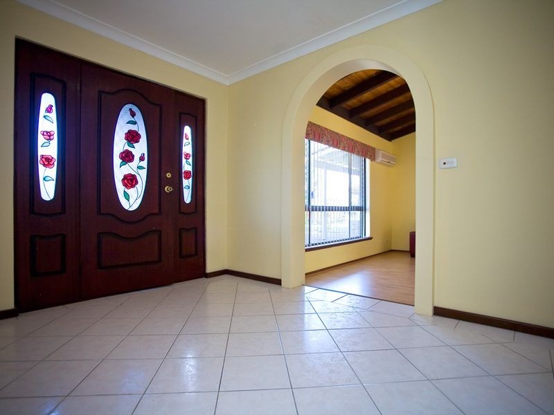 11 Tay Place, Hamersley WA 6022