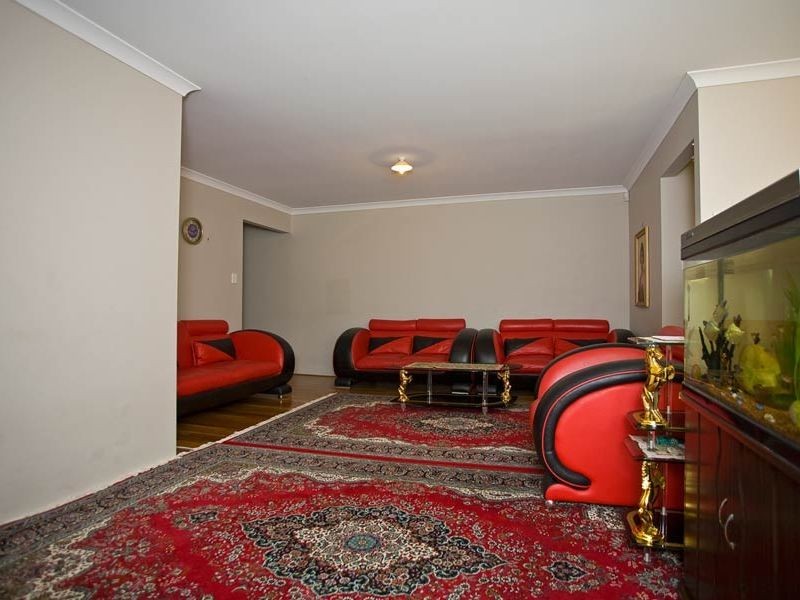 B/15 Ganfield Way, Balga WA 6061