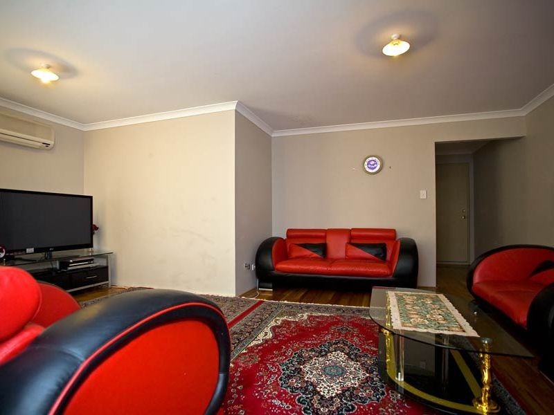 B/15 Ganfield Way, Balga WA 6061