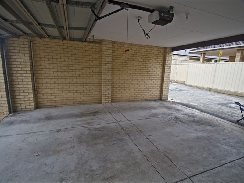 A/8 Lively Circle, Mirrabooka WA 6061