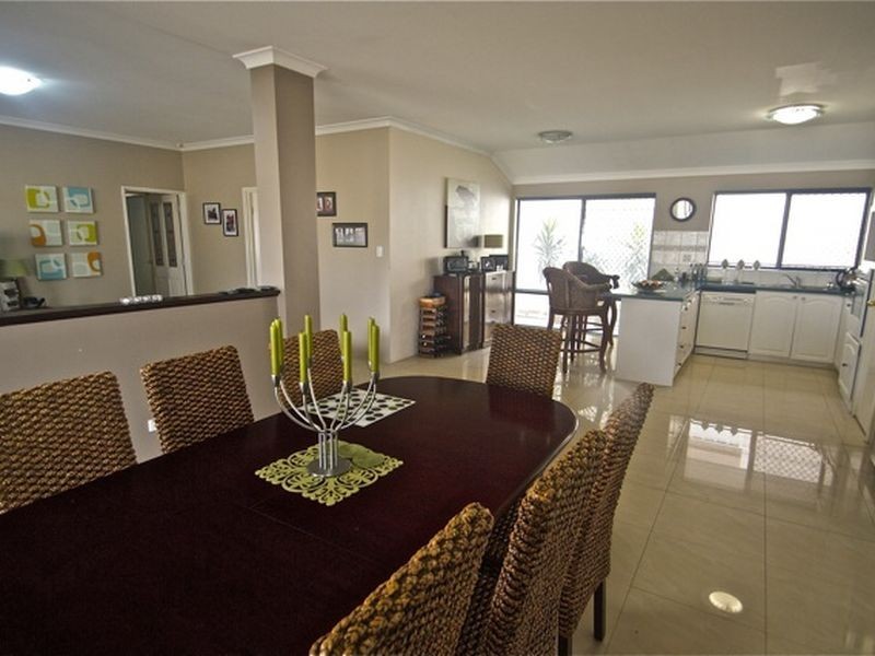 A/8 Lively Circle, Mirrabooka WA 6061