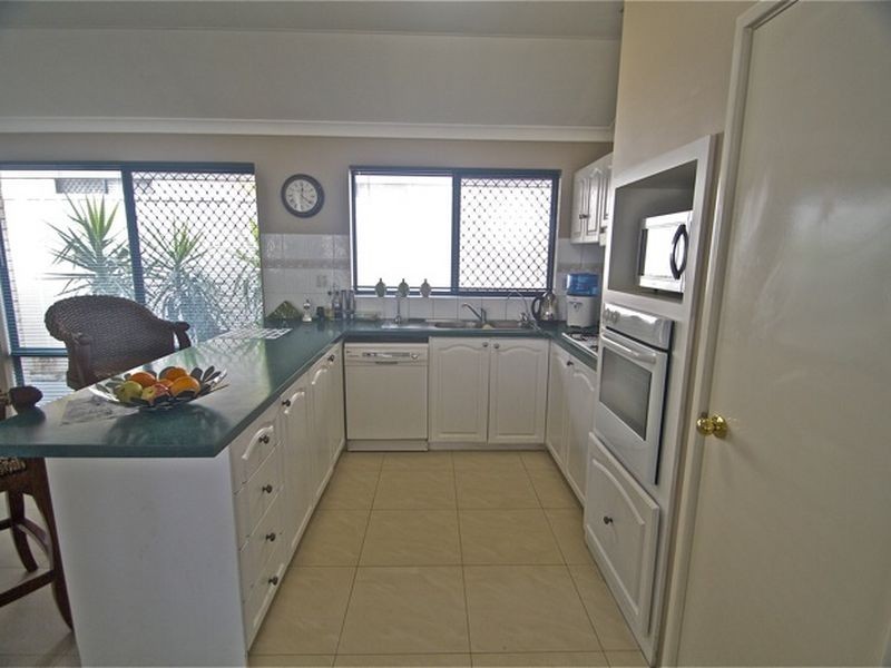 A/8 Lively Circle, Mirrabooka WA 6061