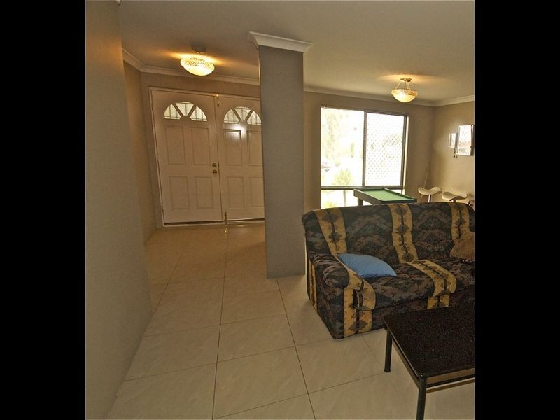 A/8 Lively Circle, Mirrabooka WA 6061