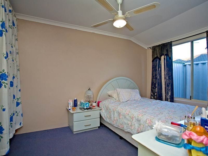 42 Cleveland Court, Marangaroo WA 6064