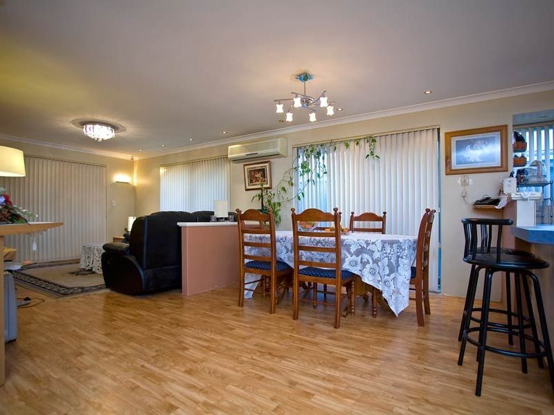 42 Cleveland Court, Marangaroo WA 6064