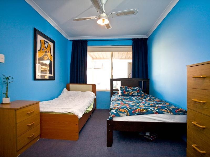 42 Cleveland Court, Marangaroo WA 6064