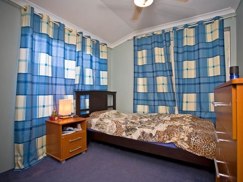 42 Cleveland Court, Marangaroo WA 6064