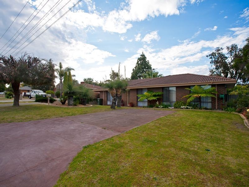 18 Ullswater Place, Balga WA 6061