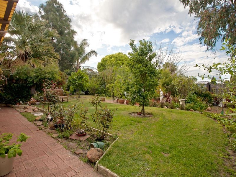 18 Ullswater Place, Balga WA 6061