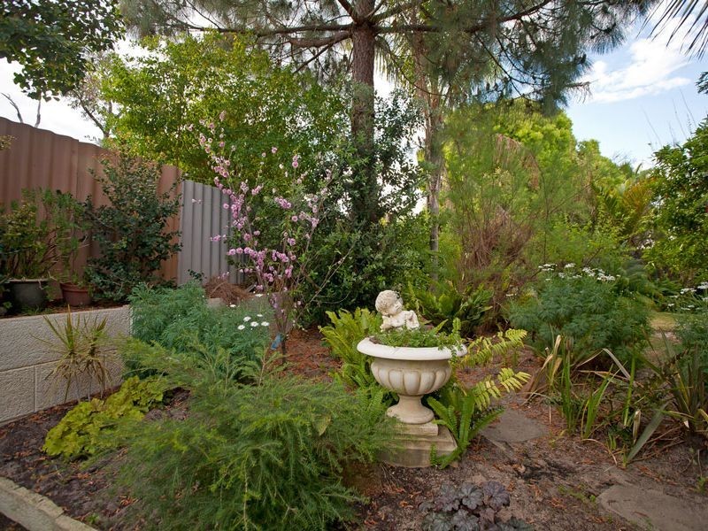 18 Ullswater Place, Balga WA 6061