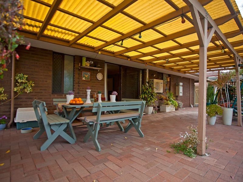 18 Ullswater Place, Balga WA 6061