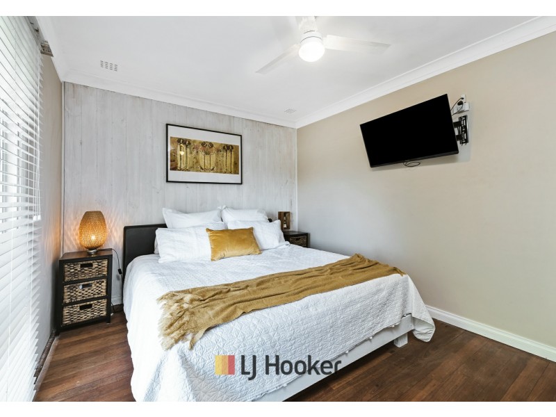 14 Hainsworth Avenue, Girrawheen WA 6064