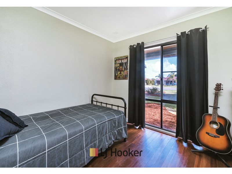 14 Hainsworth Avenue, Girrawheen WA 6064