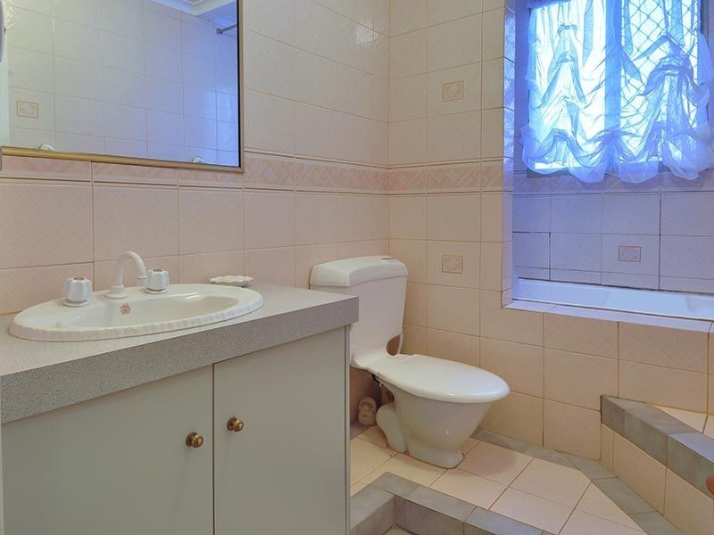 44 Almeria Parade, Upper Swan WA 6069