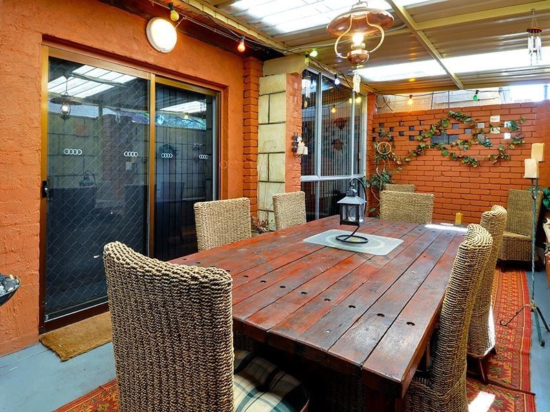 44 Almeria Parade, Upper Swan WA 6069