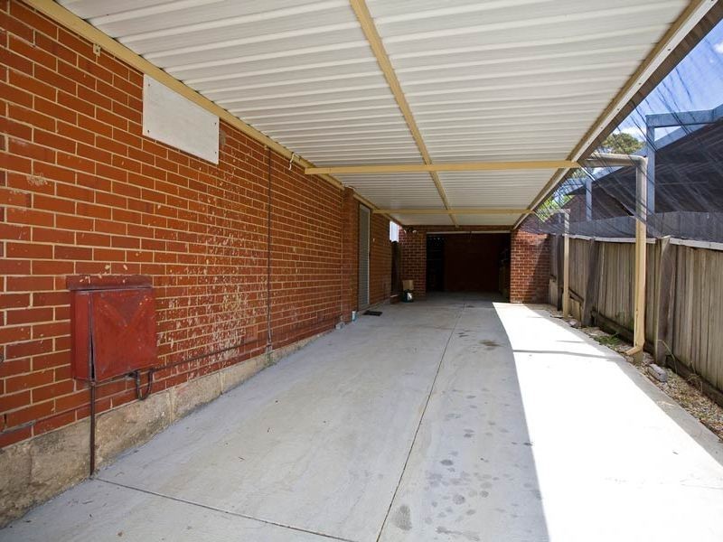 39 Sturtridge Road, Lockridge WA 6054