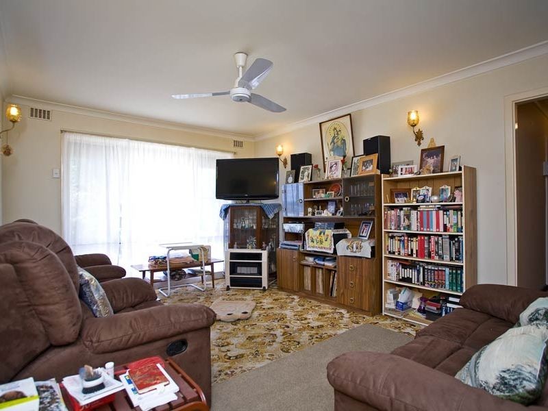 39 Sturtridge Road, Lockridge WA 6054