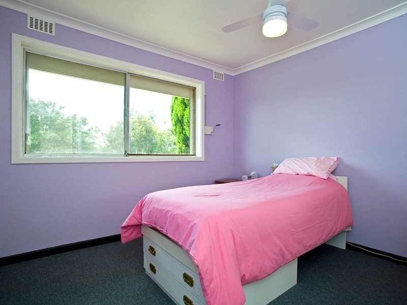 39 Sturtridge Road, Lockridge WA 6054