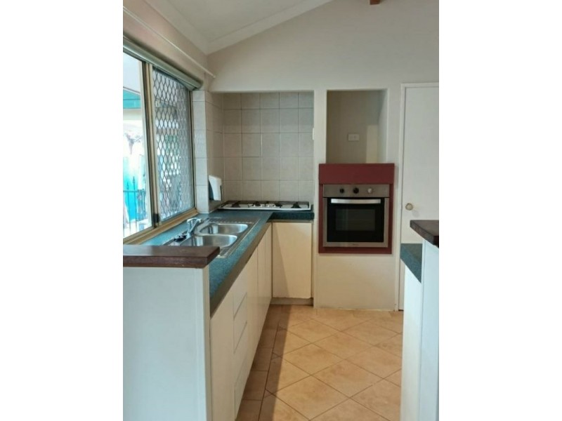 18 Yeates Lane, Stratton WA 6056