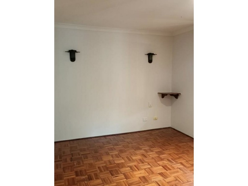 18 Yeates Lane, Stratton WA 6056