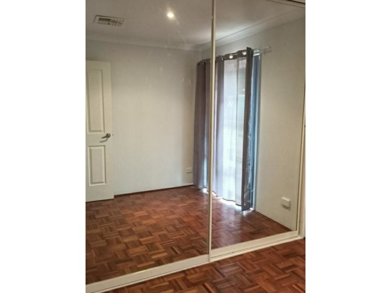 18 Yeates Lane, Stratton WA 6056