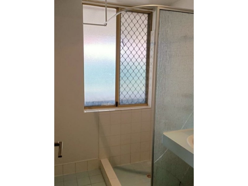 18 Yeates Lane, Stratton WA 6056