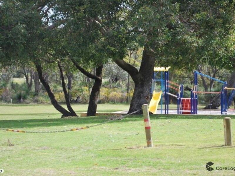 16 Derrington Cr, Balga WA 6061