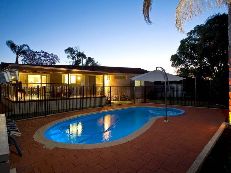 15 Hendon Way, Hamersley WA 6022