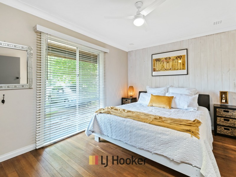 14 Hainsworth Ave, Girrawheen WA 6064