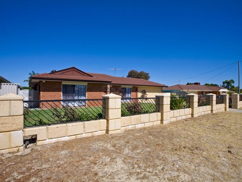 86 Highclere Bvd, Marangaroo WA 6064