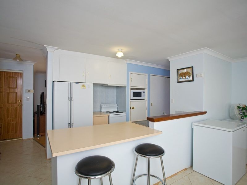 86 Highclere Bvd, Marangaroo WA 6064